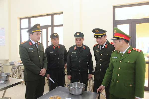 Hơn 16.000 tân binh bước vào khoá huấn luyện tại Bộ Tư lệnh Cảnh sát cơ động -2