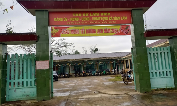 Cấp gà giống sai đối tượng, một Chủ tịch xã bị cảnh cáo -0