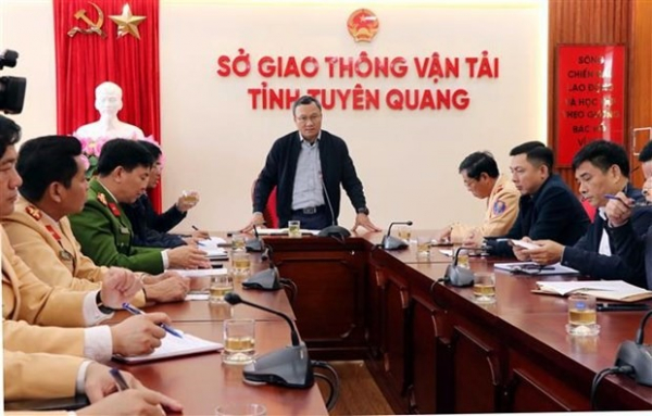 PM orders drastic measures after fatal road accident in Tuyen Quang -0