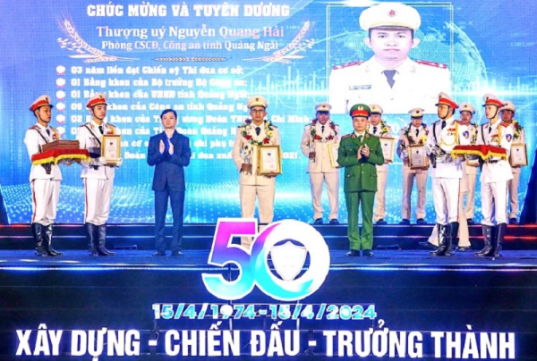 Thượng uý Nguyễn Quang Hải - Bí thư Đoàn Thanh niên Cảnh sát cơ động tiêu biểu -0