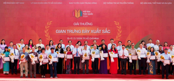 Bế mạc Hội báo toàn quốc năm 2024: Hướng tới một nền báo chí hiện đại, chuyên nghiệp, nhân văn -0