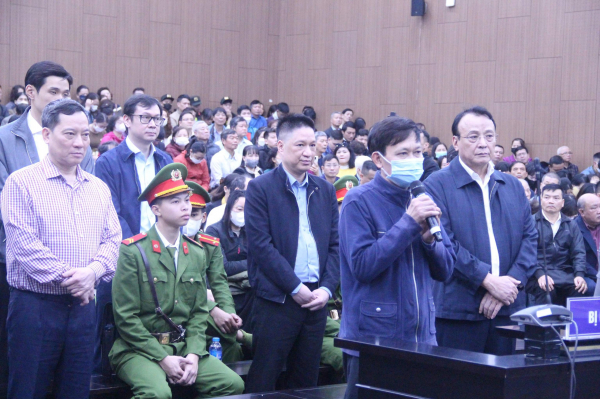 Phiên tòa xét xử Chủ tịch Tập đoàn Tân Hoàng Minh tạm dừng để bị hại nghiên cứu thêm hồ sơ -0