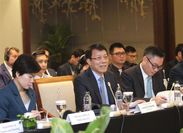 Deputy Minister Luong Tam Quang receives delegation from the US-ASEAN Business Council -0