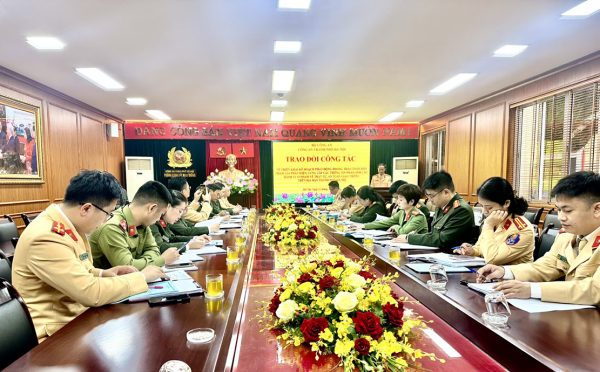 CSGT Thủ đô trao đổi kinh nghiệm đảm bảo TTATGT với CSGT tỉnh Quảng Ninh -0