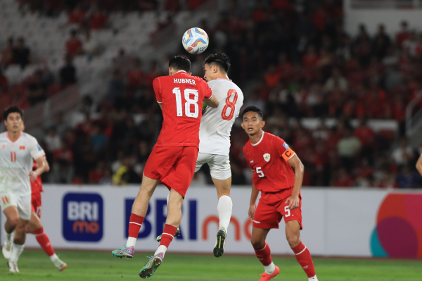 HLV Troussier lạc quan trước trận lượt về gặp ĐT Indonesia -0