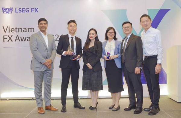 Eximbank nhận 2 giải thưởng lớn về mảng ngoại hối do LSEG trao tặng -0
