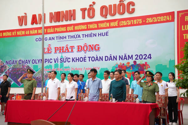 Công an Thừa Thiên Huế phát động Ngày chạy Olympic vì sức khỏe toàn dân -0