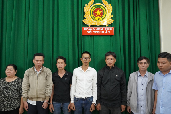 Đề nghị truy tố 254 bị can trong vụ án sai phạm tại Cục Đăng kiểm Việt Nam -1