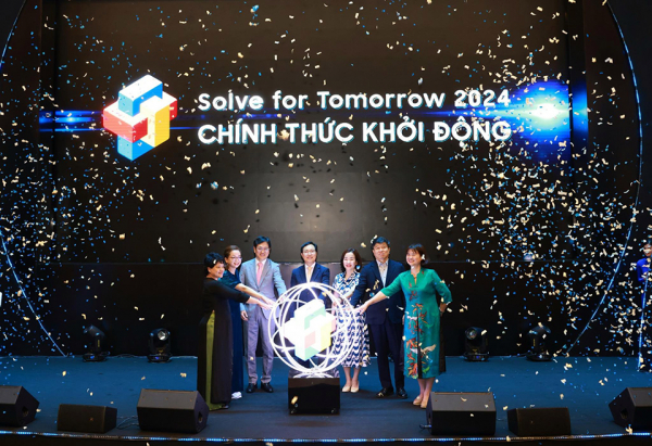 Phát động cuộc thi Solve for Tomorrow 2024 -0