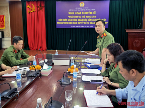 Đoàn viên Công đoàn Báo CAND sinh hoạt chuyên đề Nghị quyết số 12 của Bộ Chính trị -0