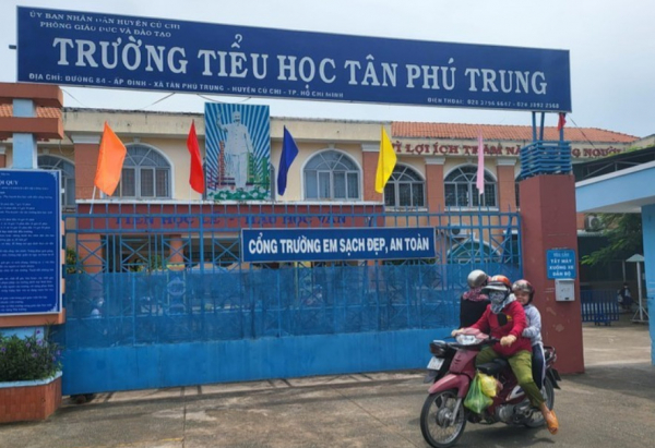 TP Hồ Chí Minh: Kỷ luật hiệu trưởng và kế toán một trường Tiểu học -0