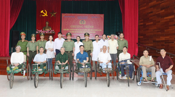 Tri ân các thương binh, bệnh binh, người có công tại Trung tâm điều dưỡng thương binh Thuận Thành -0