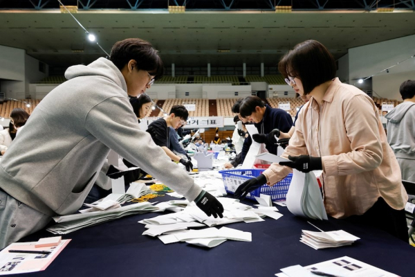 Đảng đối lập chiến thắng bầu cử, Thủ tướng Hàn Quốc đề nghị từ chức -0