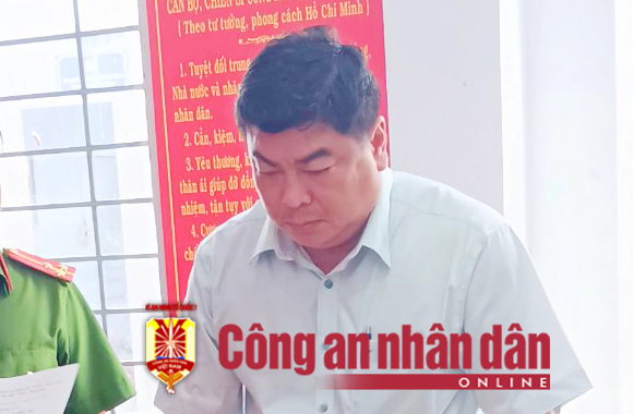 Bắt Phó Chủ tịch UBND TP Long Xuyên (An Giang) -0