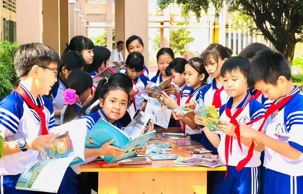 Ngày sách Việt Nam: Văn hóa đọc cần một chiều sâu -0