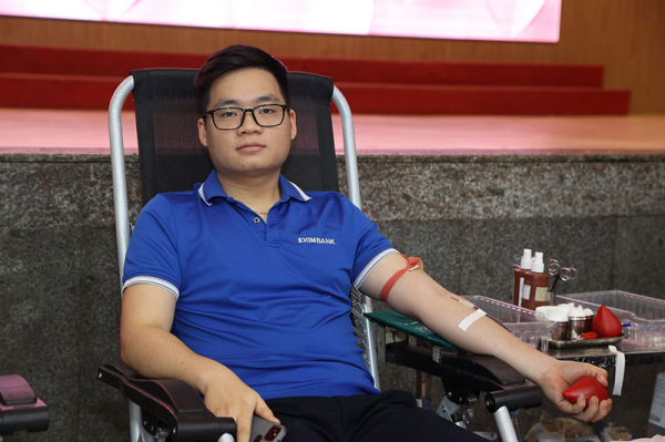 Eximbank tổ chức ngày hội hiến máu vì cộng đồng năm 2024 -1