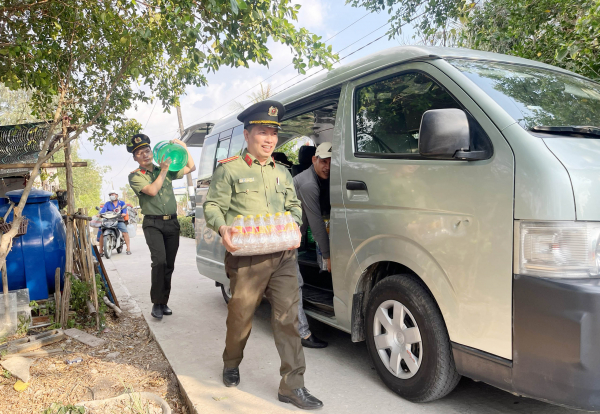 Cà Mau công bố tình huống khẩn cấp hạn hán cấp 2 ở huyện Trần Văn Thời và U Minh -0