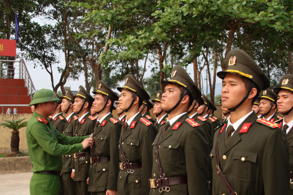 Trung đoàn CSCĐ Tây Bắc luyện tập diễu binh tham gia lễ kỷ niệm Chiến thắng Điện Biên Phủ -1