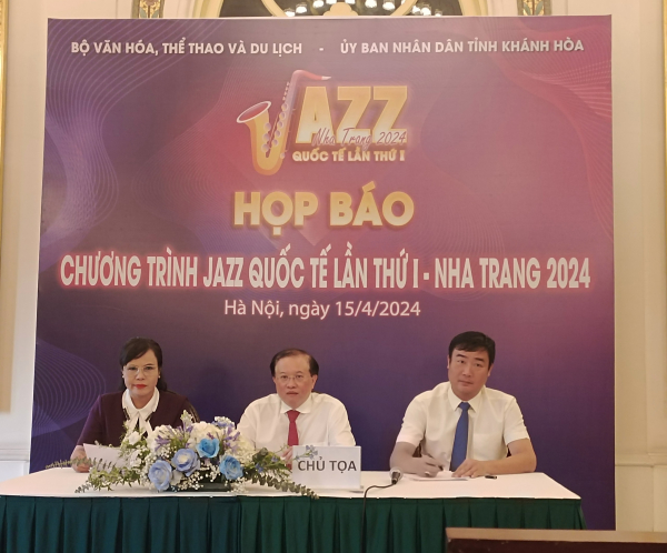 Gần 200 nghệ sĩ ở trong và ngoài nước tham gia festival quốc tế nhạc Jazz tại Nha Trang -0