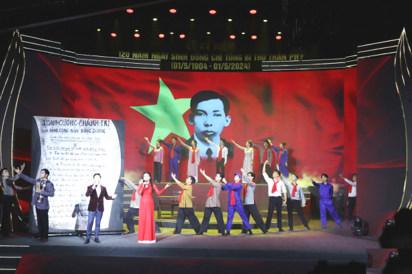 Kỷ niệm trọng thể 120 năm Ngày sinh Tổng Bí thư Trần Phú -0