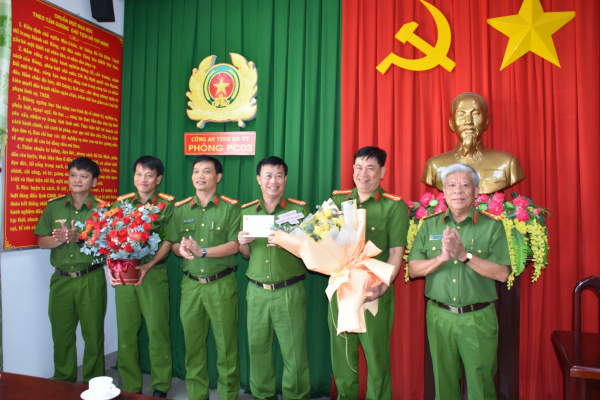 Công an tỉnh Bà Rịa-Vũng Tàu khen thưởng đột xuất Phòng Cảnh sát hình sự  -0