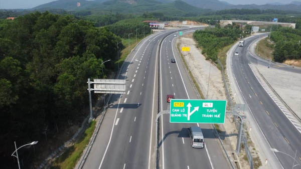 Cần đánh giá các điểm sạt lở thường xuyên trên tuyến cao tốc để có phương án an toàn cho dân sinh -0