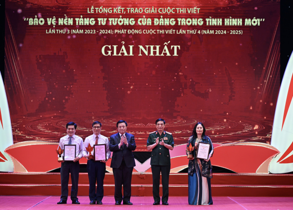 Báo CAND đoạt giải Ba Cuộc thi viết “Bảo vệ nền tảng tư tưởng của Đảng trong tình hình mới” -0