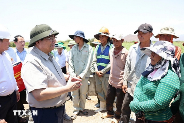 Thủ tướng Phạm Minh Chính kiểm tra, chỉ đạo công tác chống hạn tại Ninh Thuận -0
