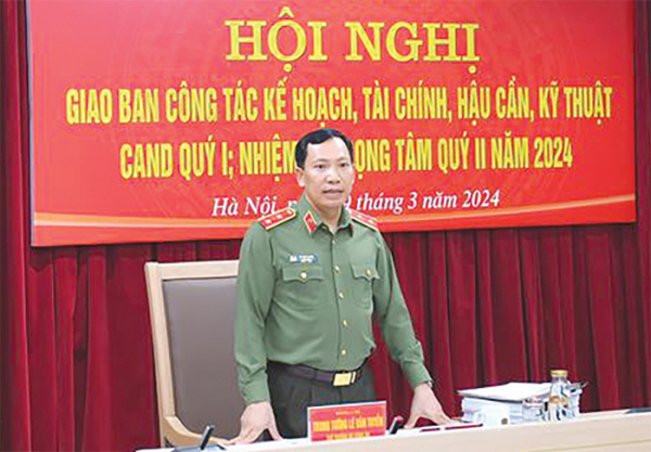 Trang 14 ĐB: Phát triển Công nghiệp an ninh đáp ứng yêu cầu công tác và chiến đấu -0