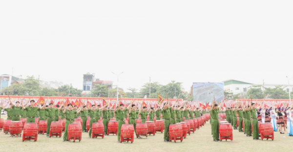 Hợp luyện Lễ mít tinh Kỷ niệm 70 năm Chiến thắng Điện Biên Phủ -0