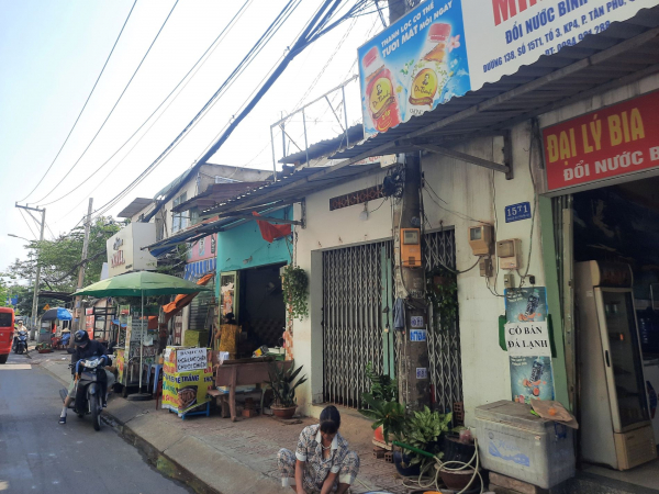 Cà phê chòi, quán ăn, nhà không phép đua nhau “mọc” trên đất Học viện Thanh thiếu niên Việt Nam  -1
