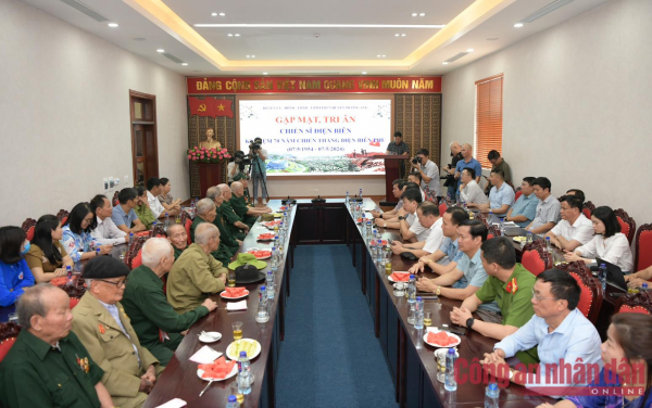 Huyện Mường Ảng gặp mặt các cựu chiến binh Điện Biên -0