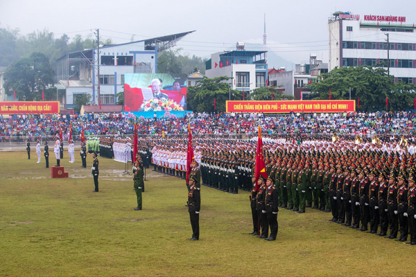 Long trọng tổ chức Lễ kỷ niệm, diễu binh, diễu hành chào mừng 70 năm Chiến thắng Điện Biên Phủ -0