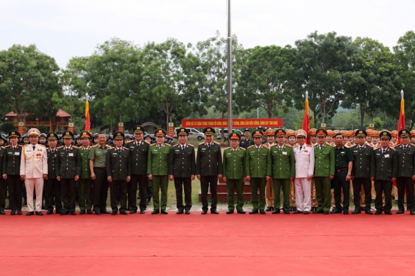 Lực lượng CAND hoàn thành xuất sắc nhiệm vụ trong Lễ Kỷ niệm 70 năm Chiến thắng Điện Biên Phủ -0