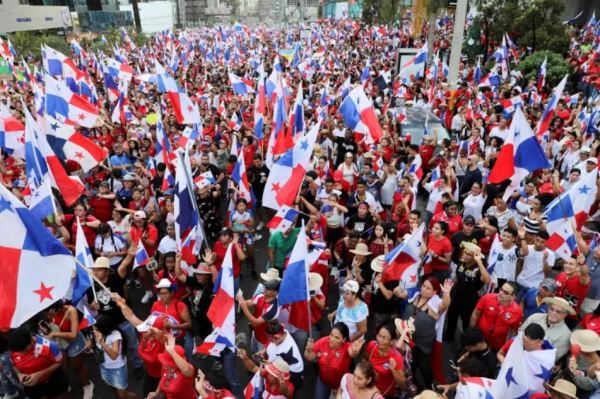 Panama tìm hy vọng trong cuộc bầu cử mới -0