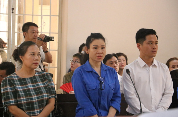 Vì sao phiên tòa xét xử nữ đại gia Lâm Thị Thu Trà bị hoãn? -0