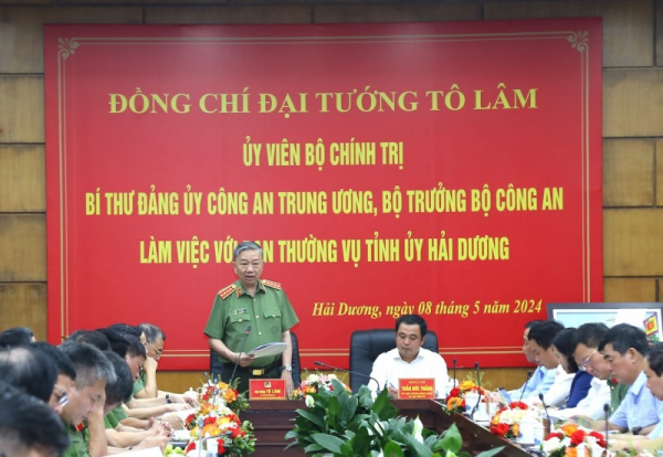 Minister To Lam works with leaders of Hai Duong province -0