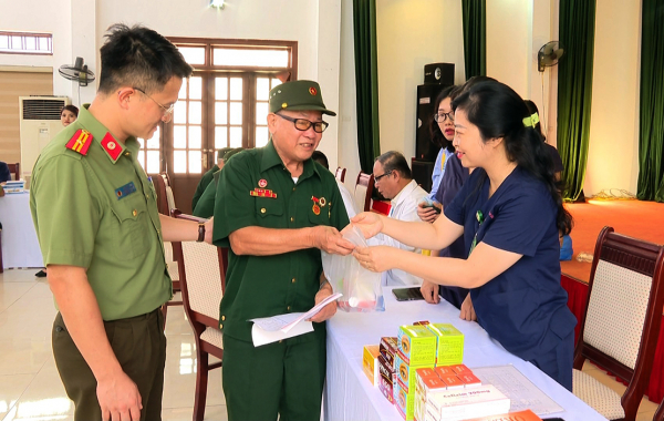 Tri ân các thương bệnh binh và người có công tại Trung tâm điều dưỡng thương binh Nho Quan  -0