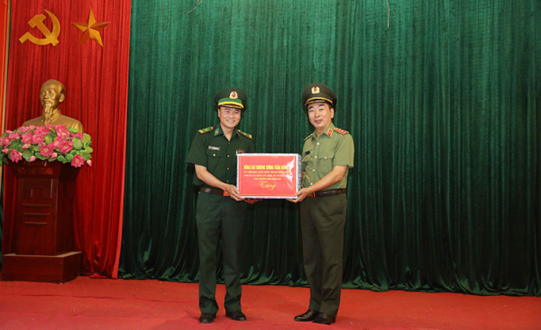 Thực hiện đồng bộ các giải pháp giữ vững ANTT trên địa bàn huyện Vân Hồ, tỉnh Sơn La -0