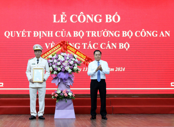 Công bố quyết định bổ nhiệm Giám đốc Công an tỉnh Lạng Sơn -0