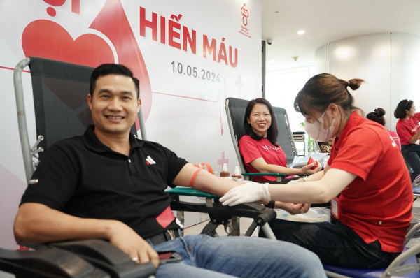 Gần 200 thành viên AIA Việt Nam tham gia hiến máu nhân đạo -0