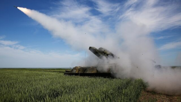 Chiến sự Kharkov leo thang, Ukraine nã rocket vào bang biên giới Nga -0