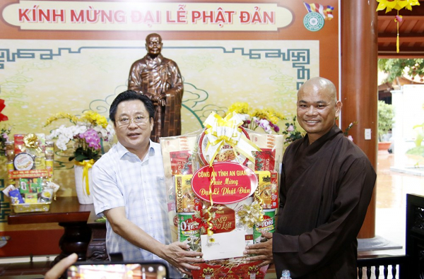 Thăm, chúc mừng Đại lễ Phật đản năm 2024 -0