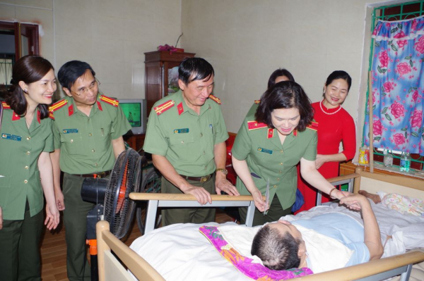 Tri ân thương binh, bệnh binh, người có công tại Trung tâm Điều dưỡng thương binh Duy Tiên, Hà Nam -0