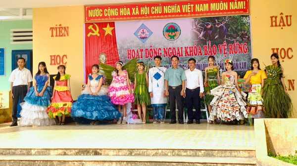 Quảng Nam đẩy mạnh tuyên truyền bảo vệ rừng, bảo vệ động vật hoang dã trong trường học -1