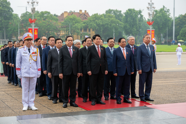 Thảo luận kỹ lưỡng, quyết định công tác nhân sự bảo đảm chặt chẽ, đạt đồng thuận cao -2