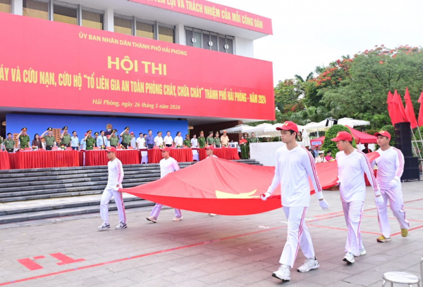 27 đội tham gia Hội thi nghiệp vụ chữa cháy và cứu nạn, cứu hộ “Tổ liên gia an toàn PCCC” tại Hải Phòng và Quảng Ninh -0