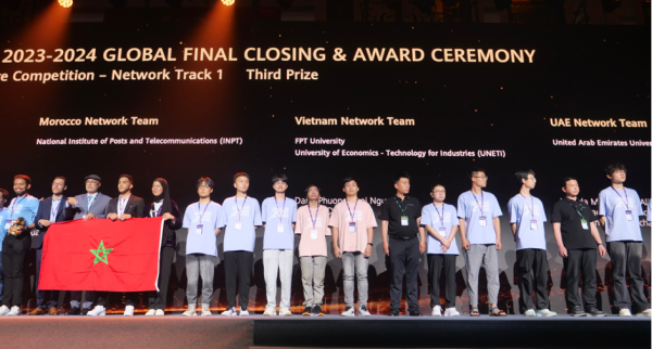 Sinh viên Việt Nam giành giải Ba cuộc thi toàn cầu Huawei ICT Competition -0