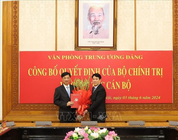 Senior Lieutenant General Nguyen Duy Ngoc appointed as Chief of Party Central Office -0