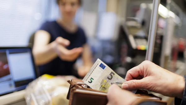 EU quy định mức trần thanh toán bằng tiền mặt -0